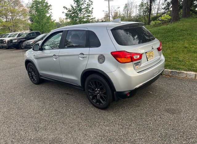 
								Used 2017 Mitsubishi Outlander Sport full									