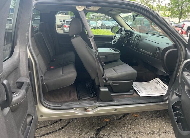 
								Used 2012 Chevrolet Silverado 1500 full									