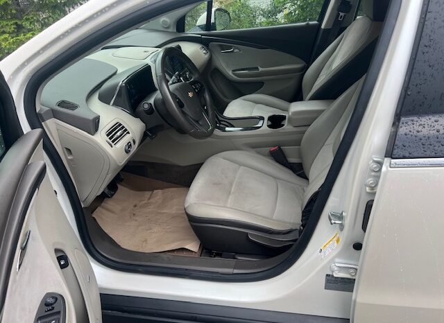 
								Used 2014 Chevrolet Volt full									