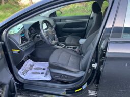
										Used Hyundai Elantra full									