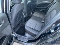 
										Used Hyundai Elantra full									