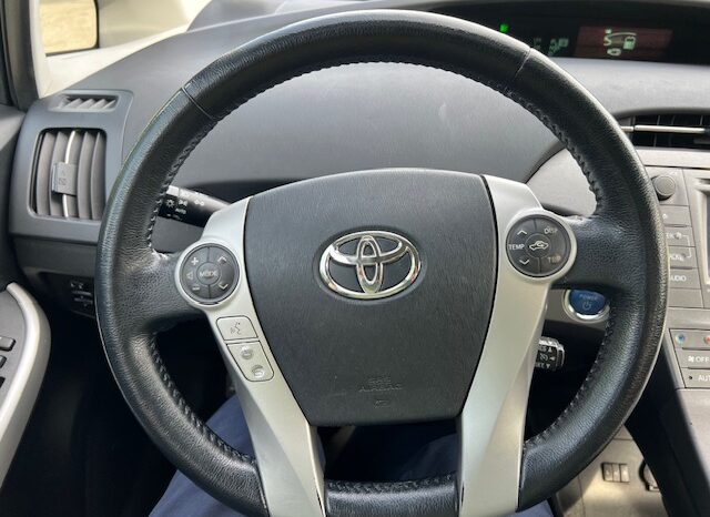 
								Used Toyota Prius full									