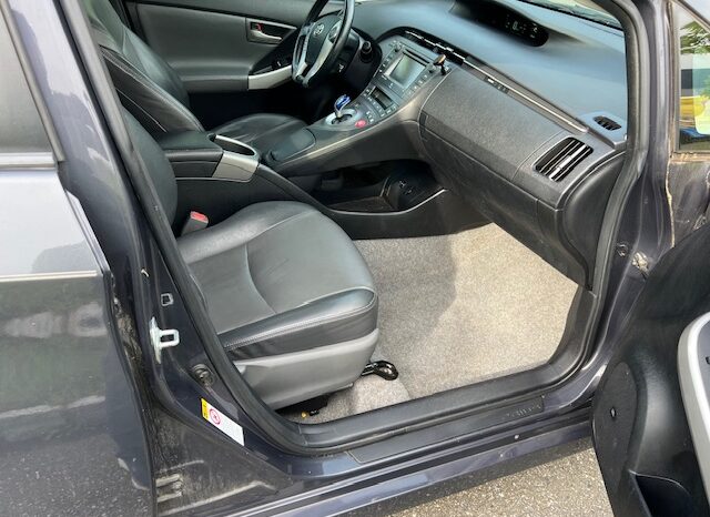 
								Used Toyota Prius full									