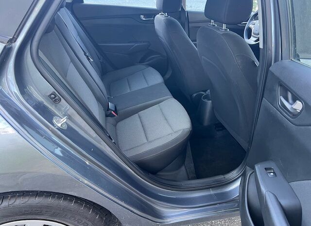 
								Used Hyundai Accent full									