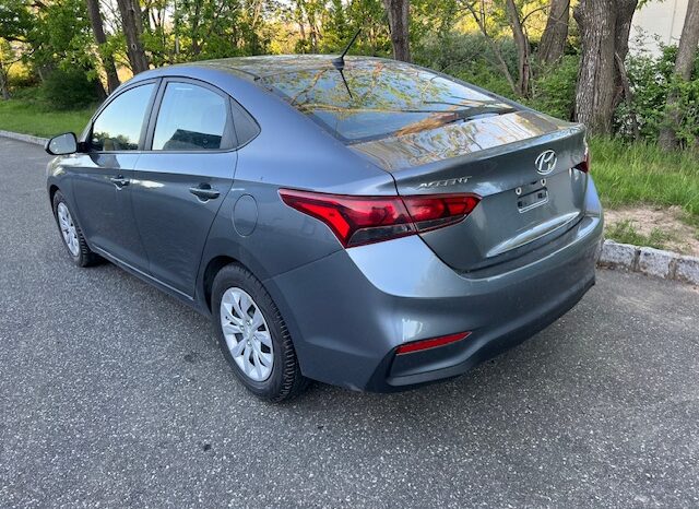 
								Used Hyundai Accent full									