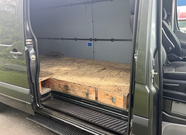 
								Used Mercedes Benz eSprinter full									