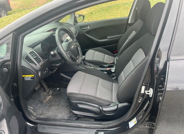
								Used 2016 Kia Forte full									