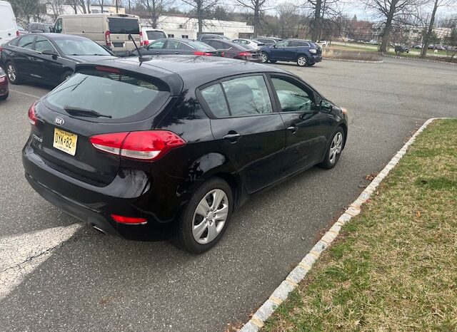 
								Used 2016 Kia Forte full									