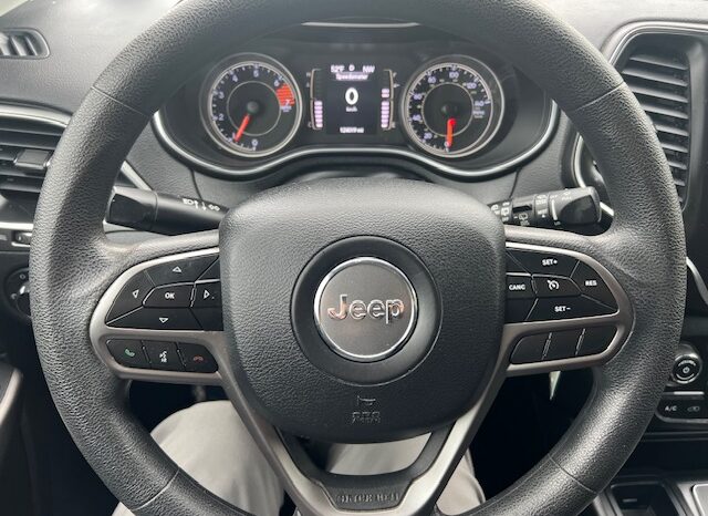 
								Used 2019 Jeep Cherokee full									