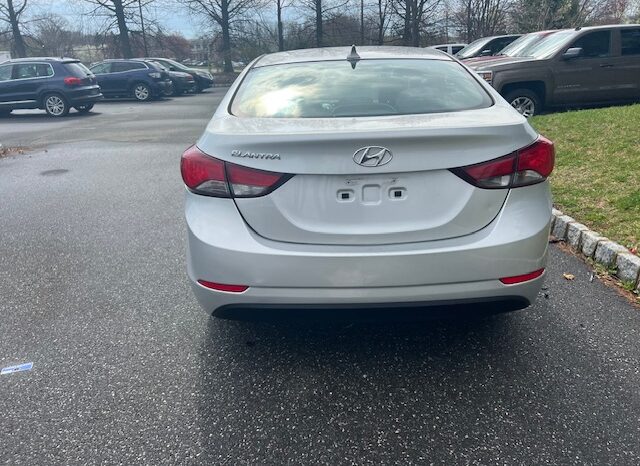 
								Used 2015 Hyundai Elantra full									
