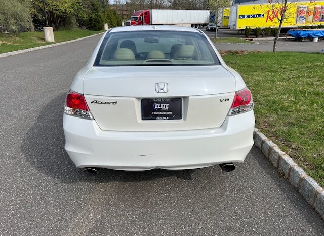 
								Used Honda Accord full									